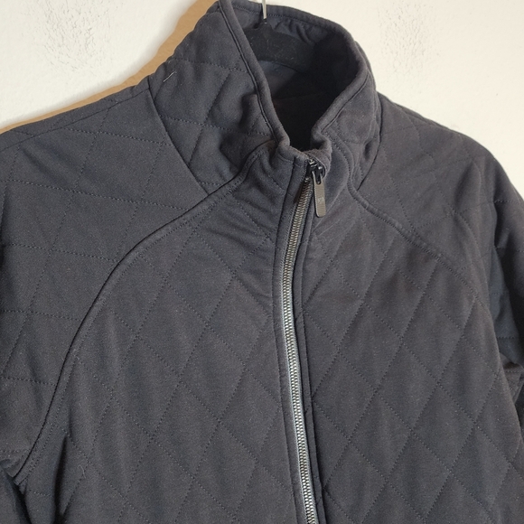 Lululemon Black Quilted Calm Jacket Size 6 Soft Cotton Athleisure Active Cozy - Picture 8 of 16
